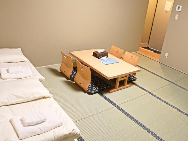 Akihabara Nakagawa Inn : photo 6 de la chambre chambre familiale