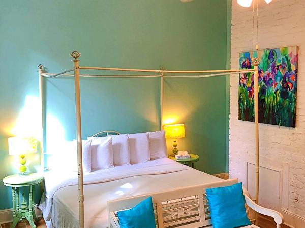 Creole Gardens Guesthouse and Inn : photo 5 de la chambre chambre lit king-size supérieure