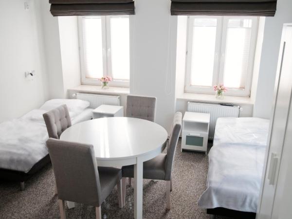 Rodmos Hostel : photo 2 de la chambre lit simple dans dortoir mixte