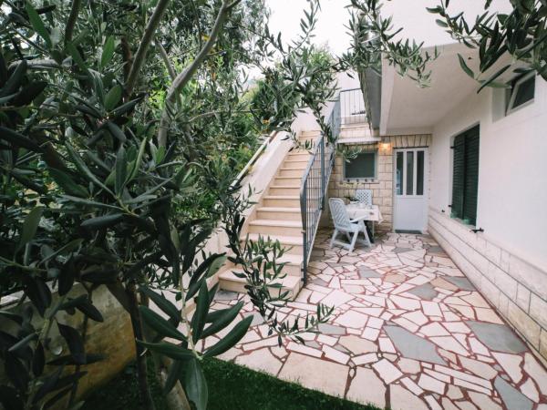 Villa Brigita : photo 1 de la chambre chambre double deluxe - vue latérale sur mer