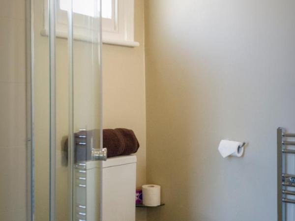 Sandfield Guest House : photo 6 de la chambre chambre simple avec douche 