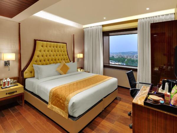 The Fern Residency Jaipur : photo 1 de la chambre hazel suite (avail 15% off on spa services)