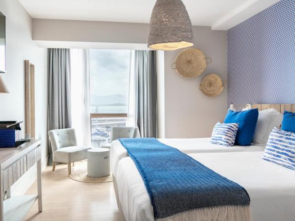 Vincci Puertochico : photo 5 de la chambre chambre double ou lits jumeaux supérieure - vue sur mer