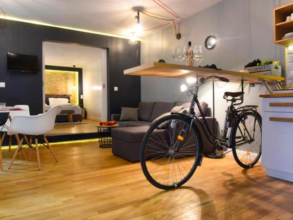 Walk Inn Váci 78 : photo 3 de la chambre suite familiale