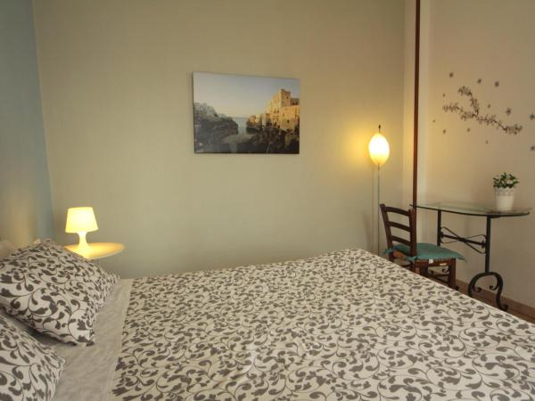 B&B La Rosa Blu : photo 9 de la chambre chambre supérieure - vue sur mer