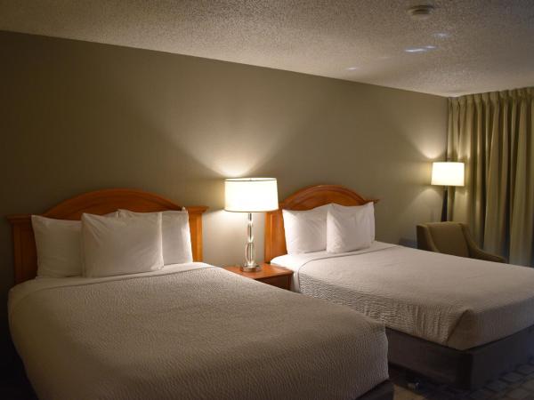 Inn at the Convention Center : photo 6 de la chambre chambre avec 2 grands lits queen-size