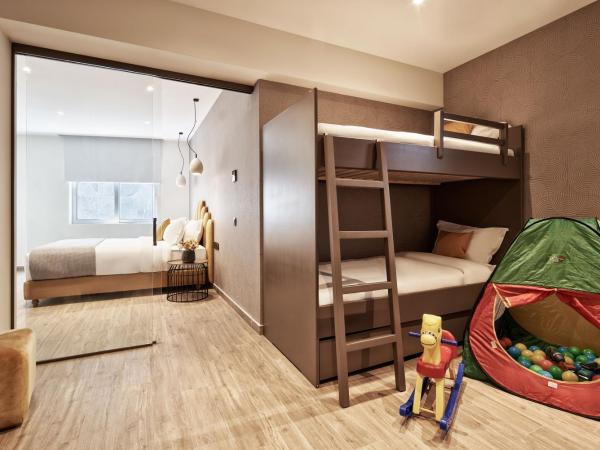 Athens4 : photo 2 de la chambre suite familiale 2 chambres