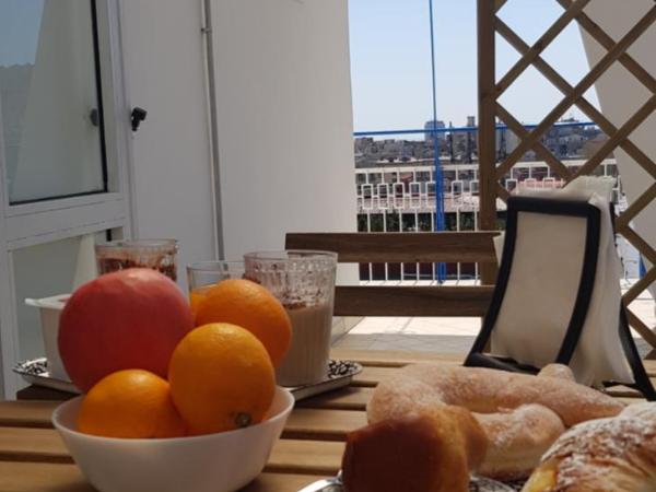 Di Palma Suite Museum : photo 2 de la chambre quadruple room with terrace and private external bathroom