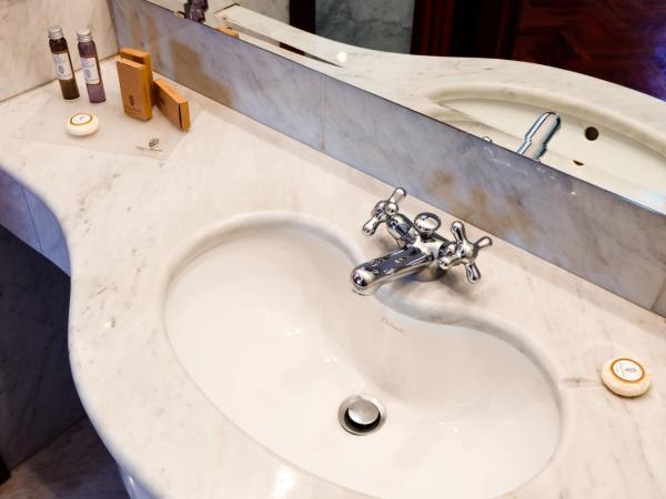 Hotel Palazzo Guardati : photo 6 de la chambre chambre double supérieure