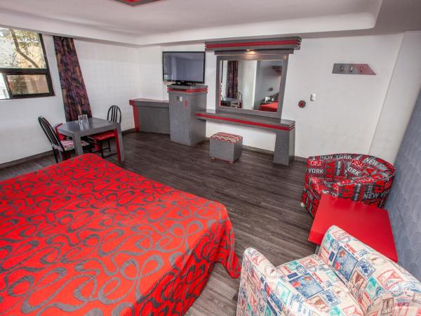 Hotel La Rosa - Sólo Adultos : photo 7 de la chambre chambre lit queen-size