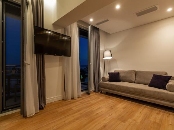 Glyfada Riviera Hotel : photo 5 de la chambre suite junior