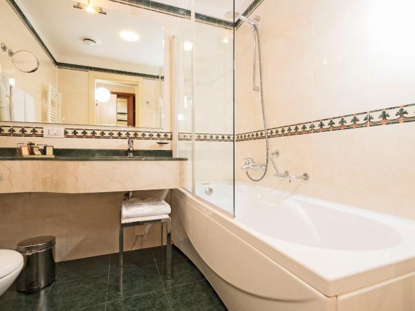 Hotel Maggior Consiglio : photo 4 de la chambre chambre deluxe double ou lits jumeaux