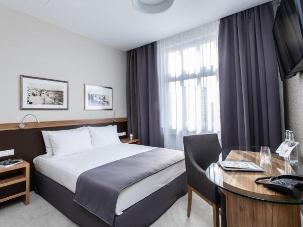 Jakubowy Hotel : photo 3 de la chambre chambre double standard