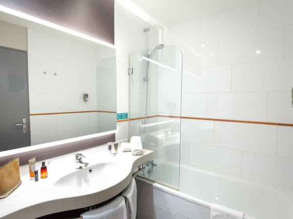 Mercure Cavaillon : photo 5 de la chambre chambre privilège avec lit double et balcon