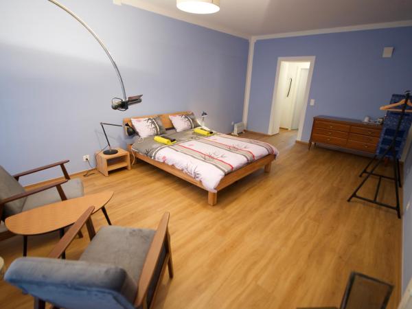 Pardo Bar : photo 2 de la chambre chambre double avec salle de bains privative