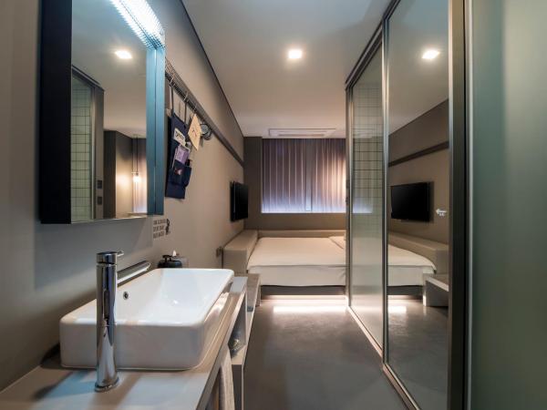 Hotel Cappuccino : photo 3 de la chambre offre staycation - chambre double - séjour de 24 heures - enregistrement obligatoire entre 8h00 et 20h00