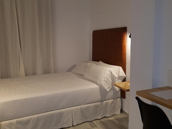 Basic Hotel Sevilla Catedral : photo 4 de la chambre chambre simple