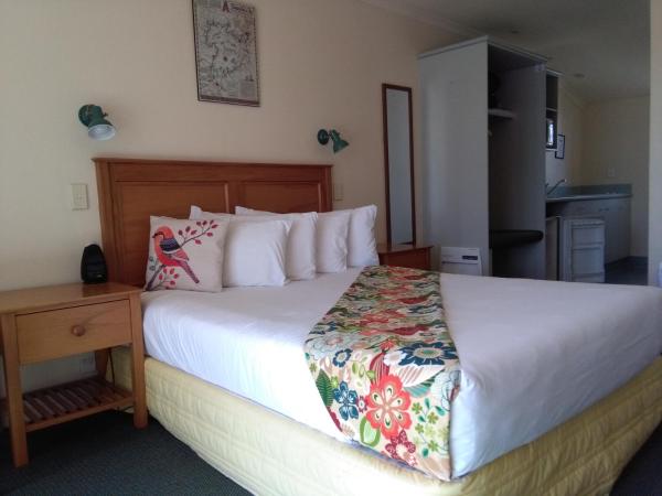 Colonial Lodge Motel : photo 1 de la chambre studio standard