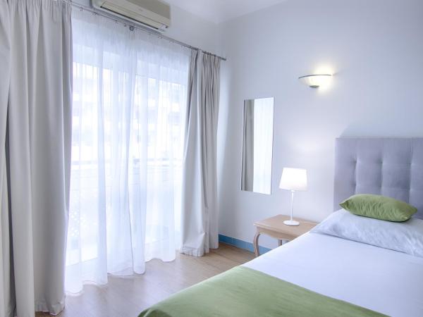 Luna Miramar Club : photo 4 de la chambre studio - vue sur piscine