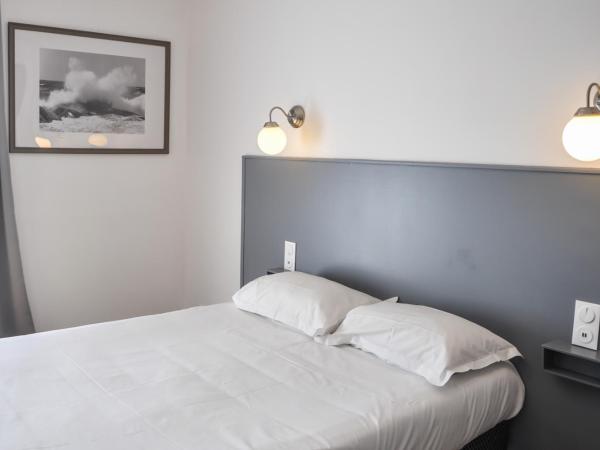 Hôtel les Arbousiers : photo 2 de la chambre chambre double standard