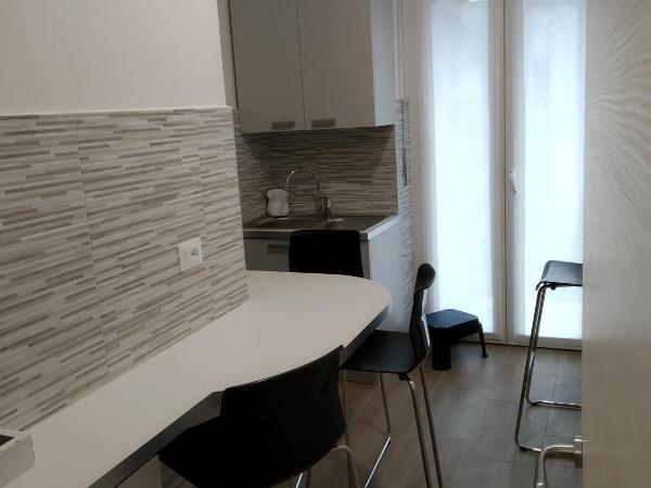 ARNO ROOMS VERONA : photo 5 de la chambre chambre simple avec salle de bains privative