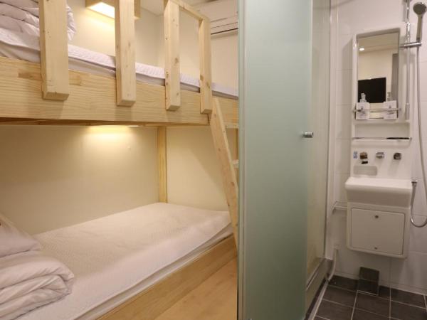 Seoulite Inn Myeongdong Formerly - Step Inn Myeongdong 2 : photo 4 de la chambre chambre lits jumeaux avec lit superposé sans fenêtre