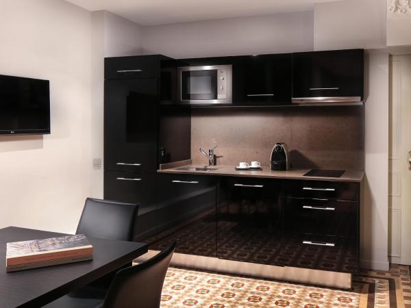 Hotel Balmes, a member of Preferred Hotels & Resorts : photo 2 de la chambre appartement