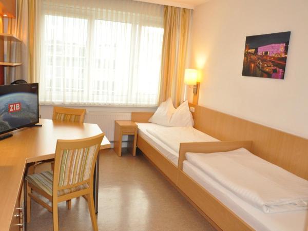 Kolpinghaus Linz : photo 2 de la chambre chambre simple Économique