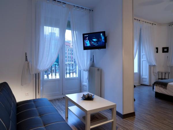 Hostal Gala Madrid : photo 4 de la chambre suite