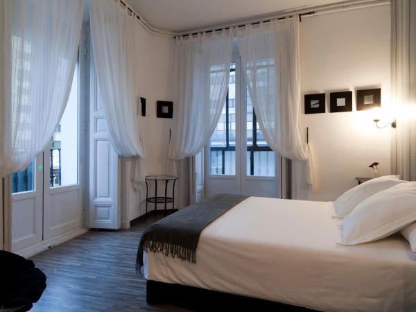 Hostal Gala Madrid : photo 2 de la chambre suite