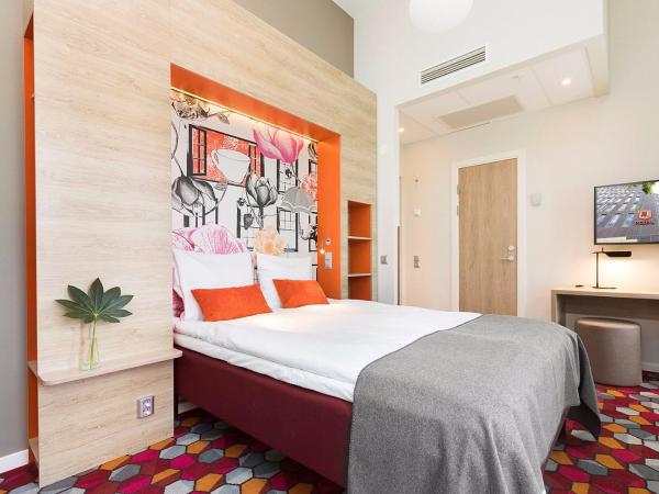 Motel L Stockholm Älvsjö : photo 1 de la chambre Élégante chambre double