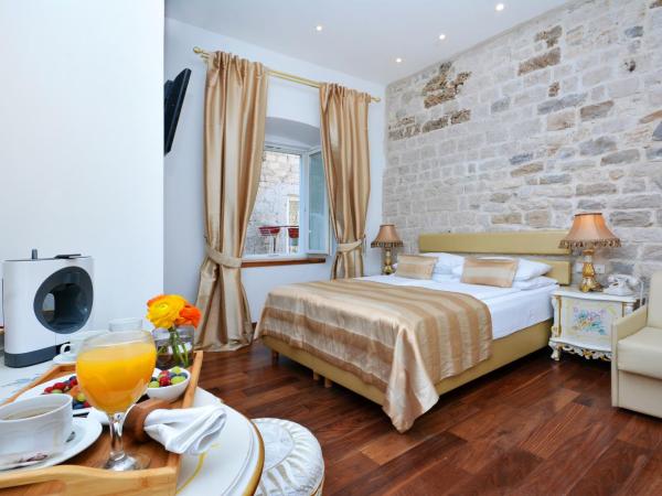 Jupiter Luxury Hotel : photo 7 de la chambre chambre quadruple deluxe