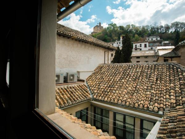 Palacio de Mariana Pineda : photo 2 de la chambre chambre double ou lits jumeaux