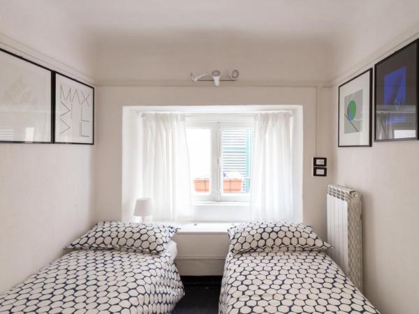 B&B La Casa del Cuoco - Piccola camera con colazione in appartamento privato : photo 4 de la chambre chambre double ou lits jumeaux