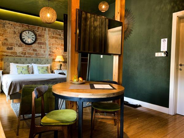 SleepWell Apartments Ordynacka : photo 4 de la chambre appartement avec balcon