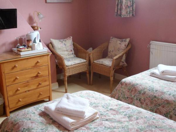 The Farthings : photo 3 de la chambre chambre lits jumeaux avec salle de bains commune