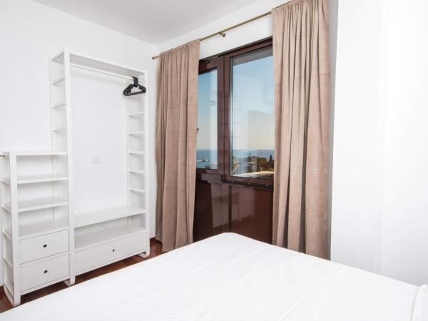 Villa Dard : photo 5 de la chambre suite 2 chambres avec balcon et vue sur la mer