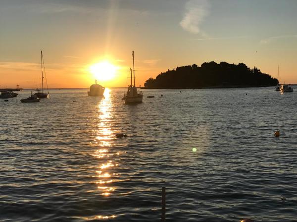 Exclusive YACHT Sailing Boat Venice San Marco : photo 7 de la chambre mobile home