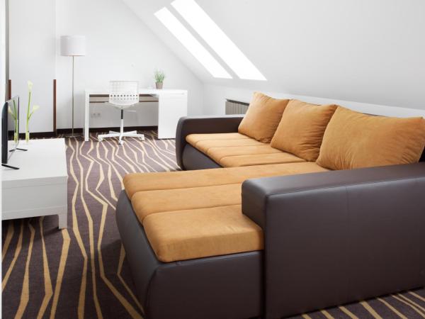 Rubin Wellness & Conference Hotel : photo 2 de la chambre appartement