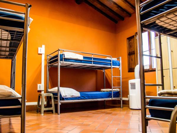 Hostel Santa Monaca : photo 3 de la chambre lit dans dortoir mixte de 6 lits