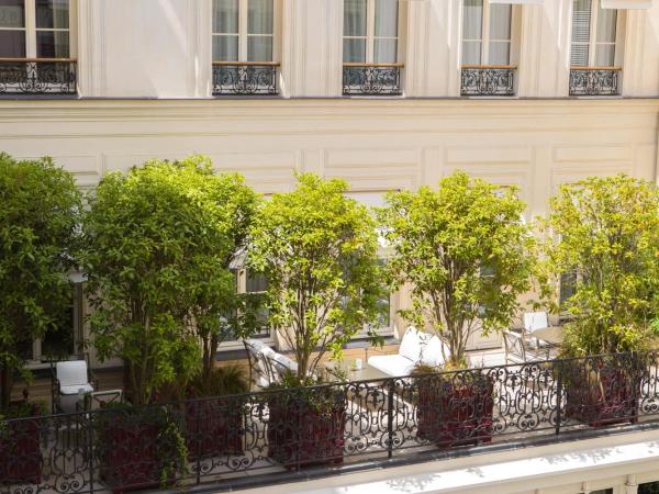 La Réserve Paris Hotel & Spa : photo 6 de la chambre suite junior avec terrasse