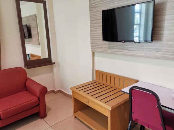 Hotel Centre Point Tampin : photo 4 de la chambre chambre queen simple