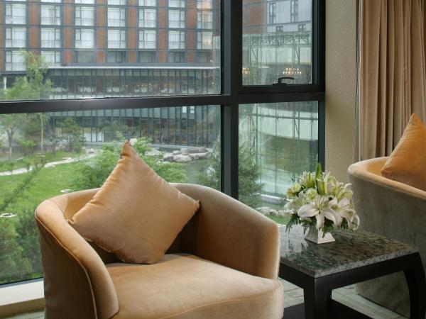 The Lakeview Hotel : photo 3 de la chambre chambre lits jumeaux exécutive