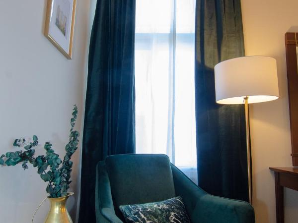 Maison Cartier Montreal : photo 5 de la chambre chambre lit queen-size avec balcon