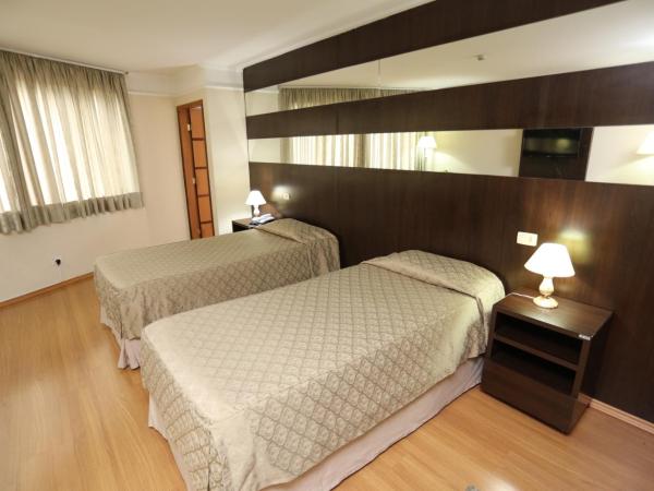 Hotel Trianon Paulista : photo 4 de la chambre chambre lits jumeaux exécutive