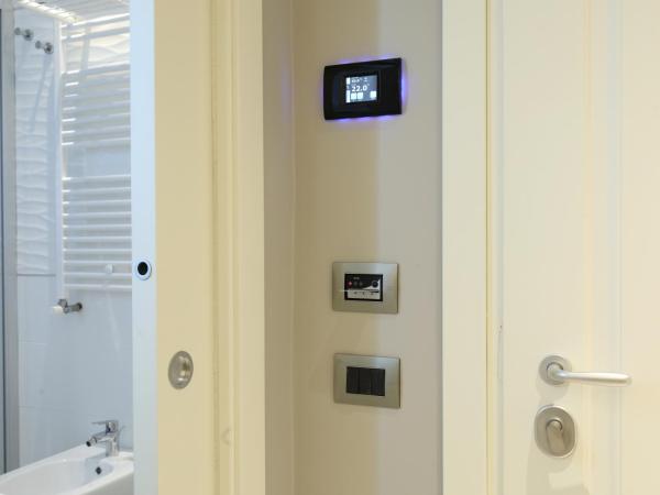 ETNEA STYLE CATANIA LUXURY ROOMS : photo 8 de la chambre chambre deluxe avec 2 lits queen-size