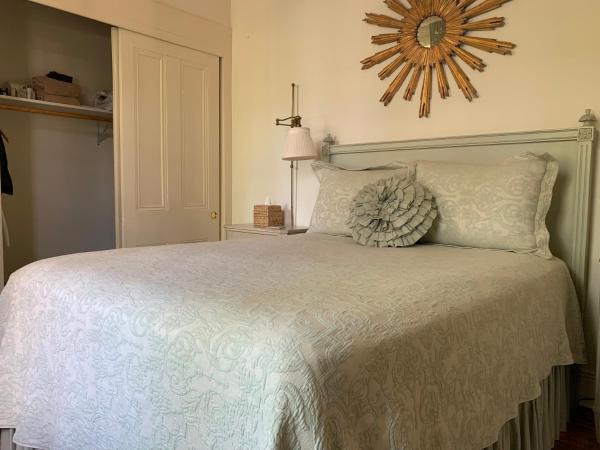 Terrell House Bed and Breakfast : photo 8 de la chambre appartement avec balcon