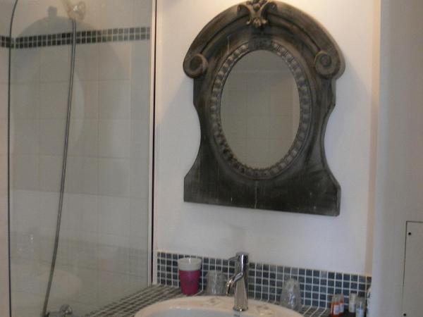 L'Île Ô Château : photo 7 de la chambre chambre triple