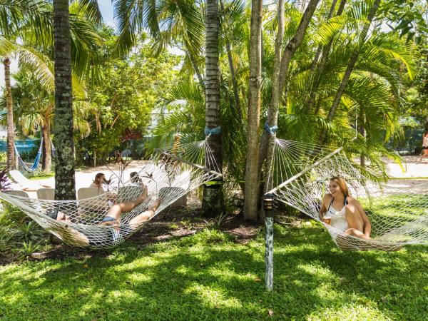 Summer House Cairns : photo 5 de la chambre chambre double avec salle de bains privative