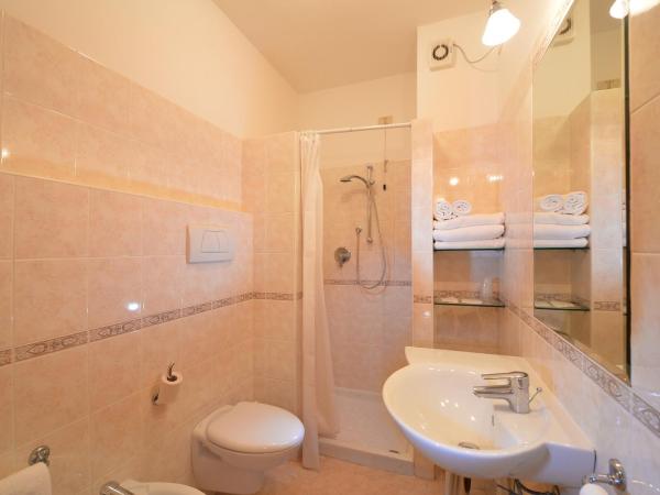 Hotel Siena : photo 3 de la chambre chambre quadruple